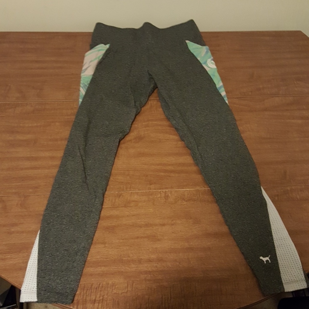 PINK VS Ultimate Yoga Leggings M